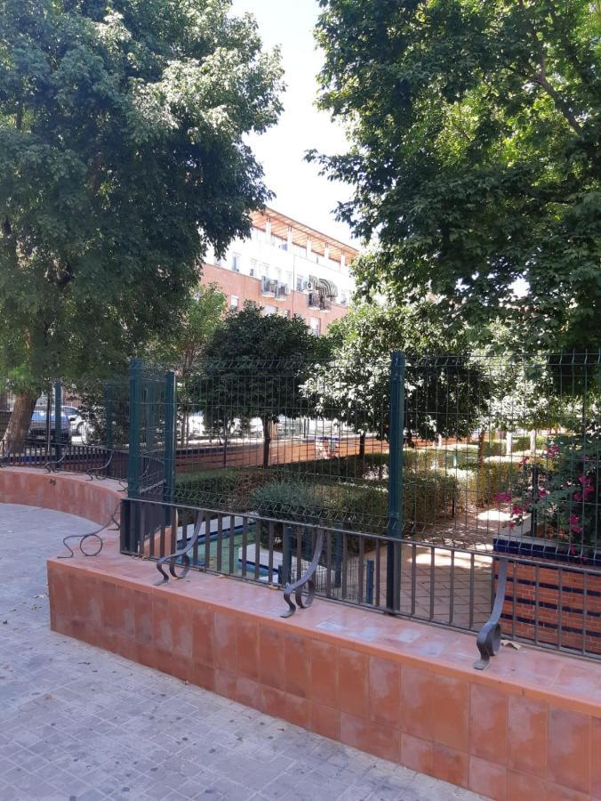 Acogedor Apartamento En Pleno Corazon De Triana Севілья Екстер'єр фото