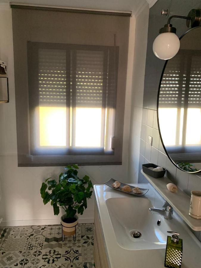 Acogedor Apartamento En Pleno Corazon De Triana Севілья Екстер'єр фото